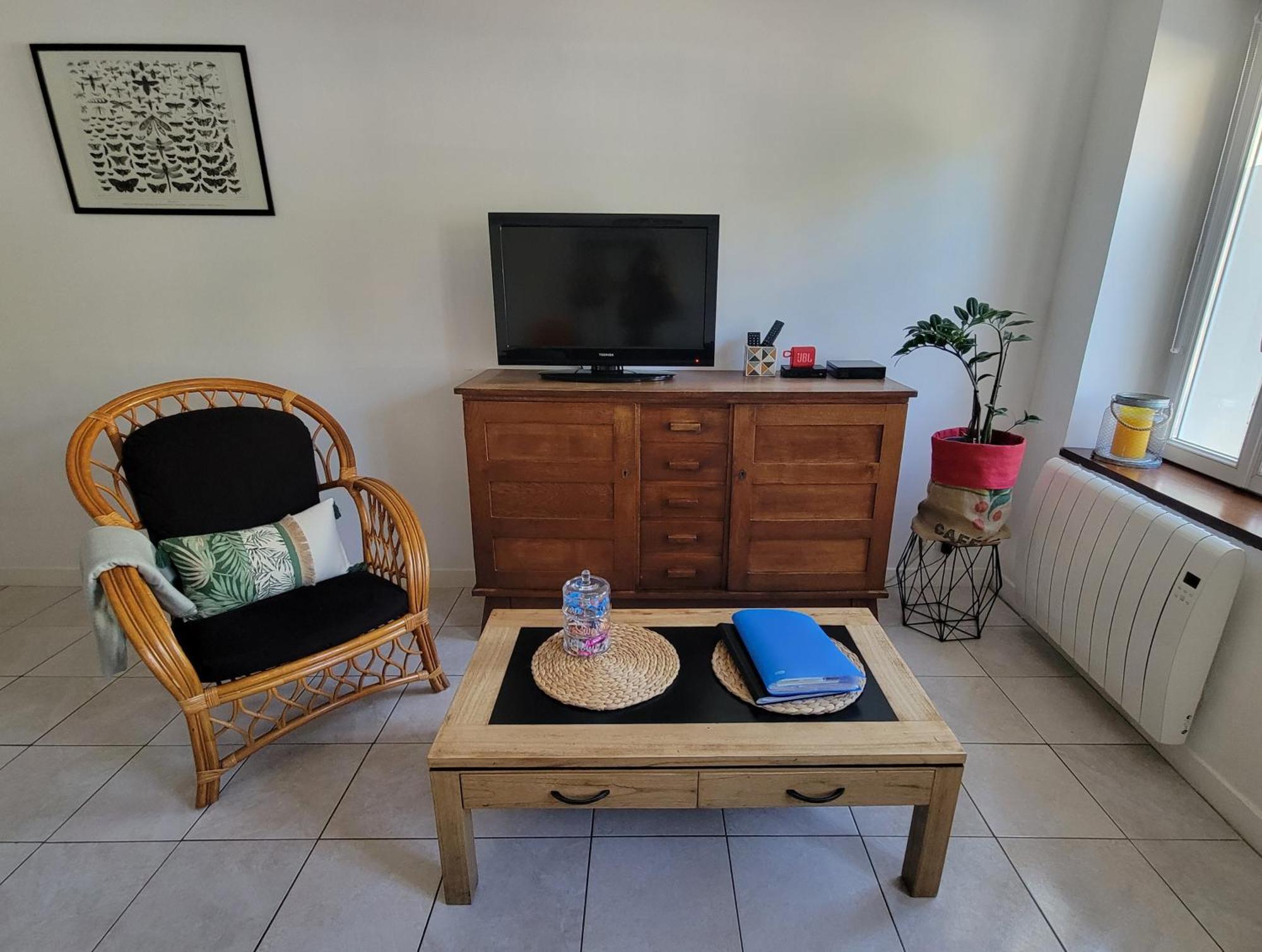 Appartement Avec Terrasse Gaillon Ngoại thất bức ảnh